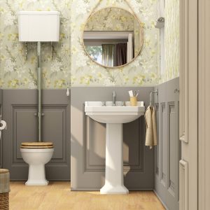 Wyndham traditional 580mm basin with three tap holes